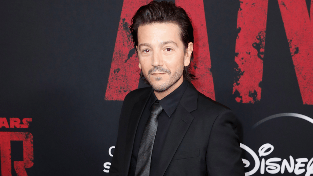 El agridulce cumpleaños de Diego Luna tras la muerte de su padre 