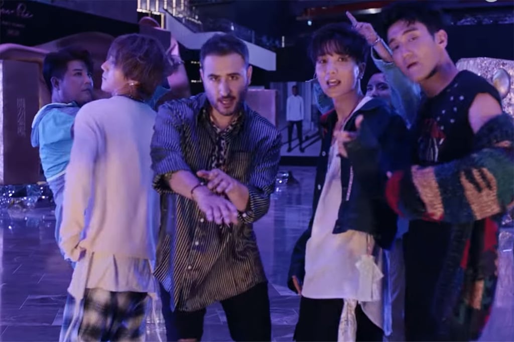 Reik, Ricky Martin y todos los latinos que han cantado con estrellas Kpop