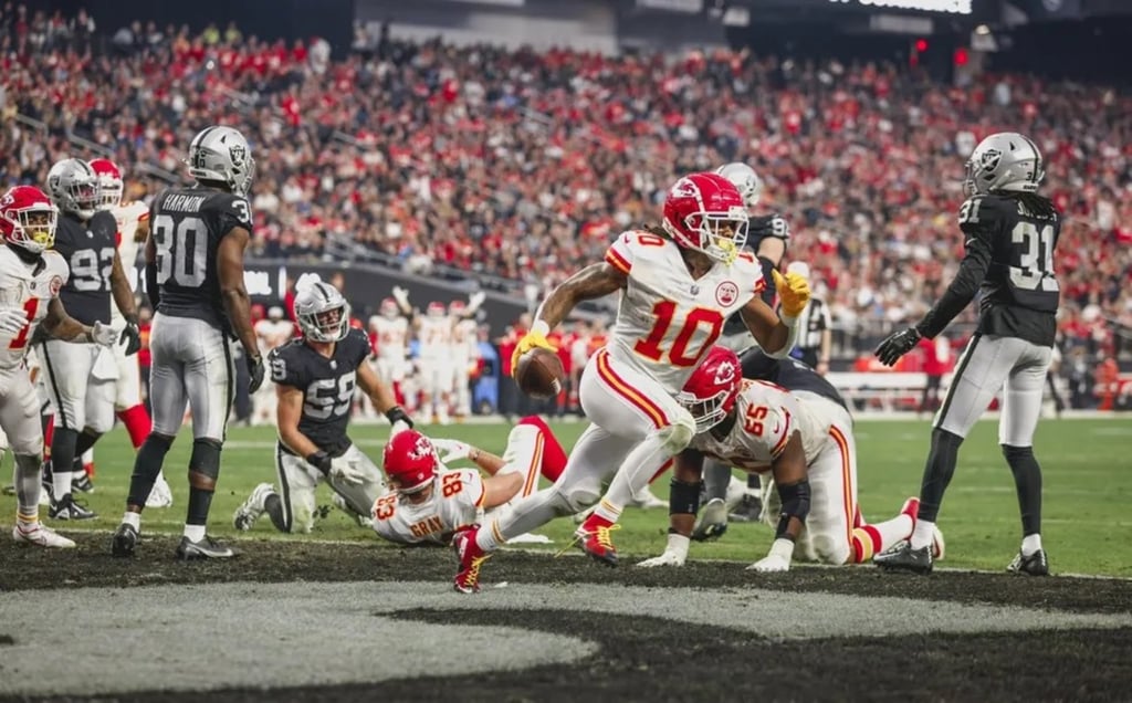 Chiefs está en el Campeonato de la Americana vence a Jaguars