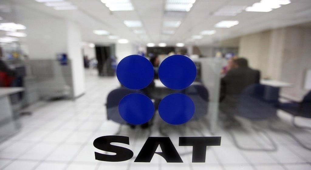 Estos son los trámites que puedes hacer sin necesidad de ir a una oficina del SAT