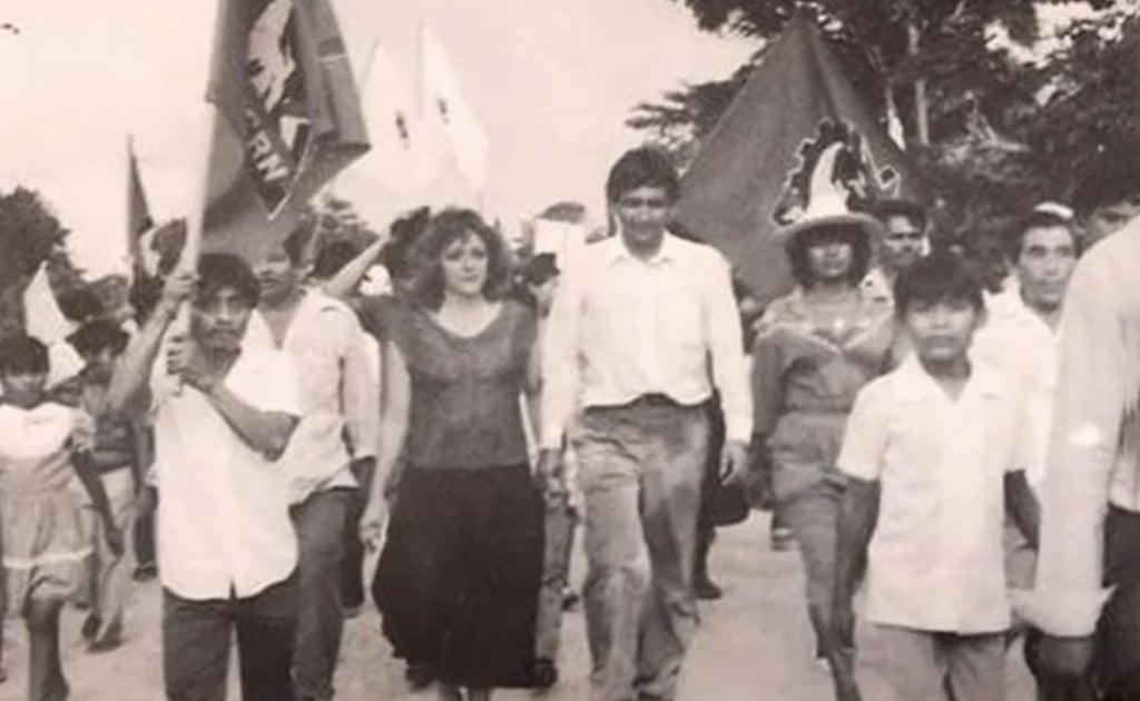 En aniversario luctuoso de su primera esposa, AMLO comparte fotos