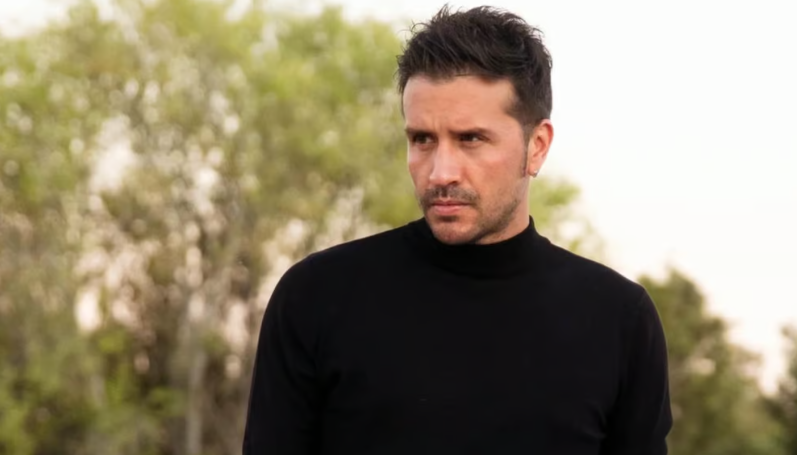 Pesa ser hijo de Napoleón: José María