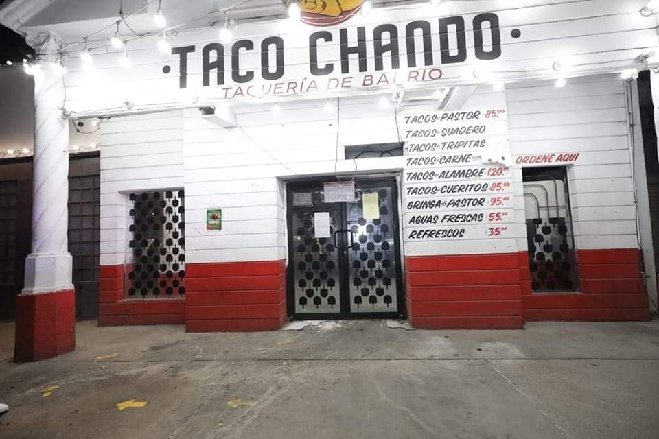 Cierran taquería en Juárez y usuarios aprovechan para hacer 'memes' con el nombre