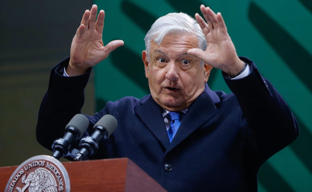 AMLO califica de hipócritas a quienes hablan de militarización