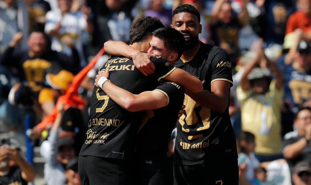 Pumas golea 4-1 a León en el Estadio Olímpico Universitario