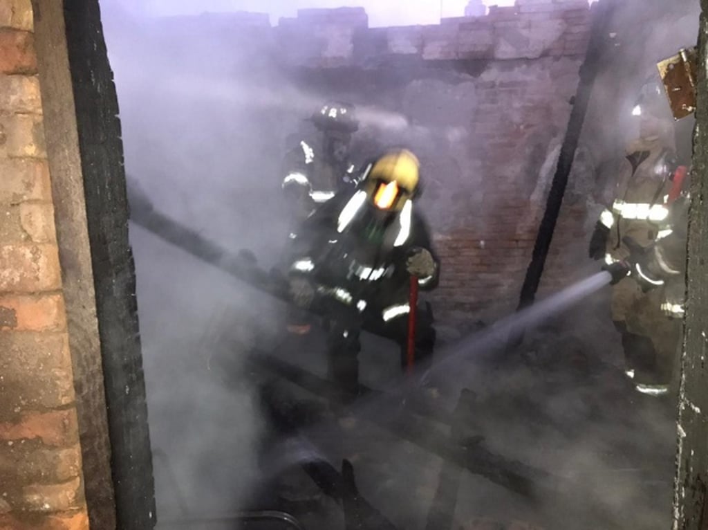 Se quema casa de 'abuelito' en Durango