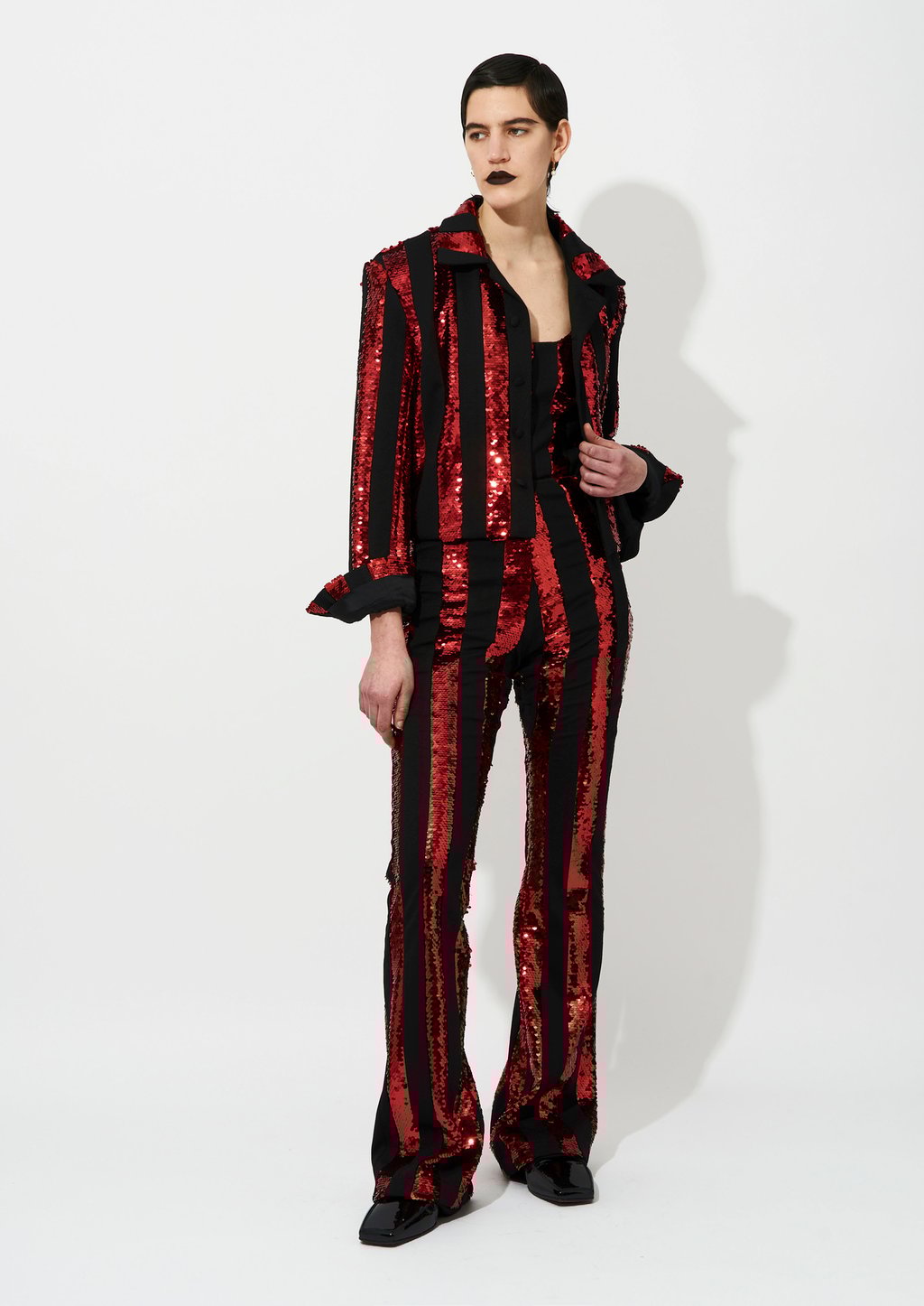 Refleja su estética