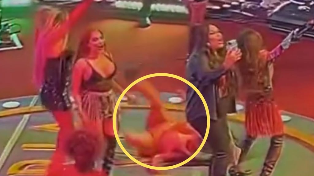 VIDEO: Kimberly de 'Las Perdidas' le roba el show a Gloria Trevi en palenque
