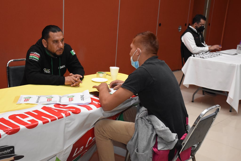 Mil 100 vacantes en primera Jornada Municipal de Empleo de Gómez Palacio