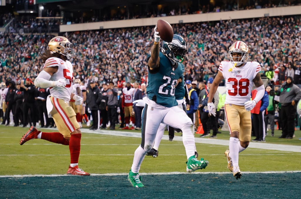 Eagles se elevan al Super Bowl, aplastan 31-7 a 49ers