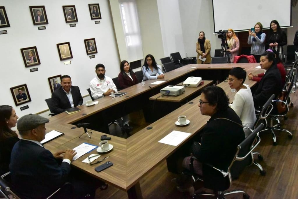 Llegan a Durango alumnas de movilidad a la UJED