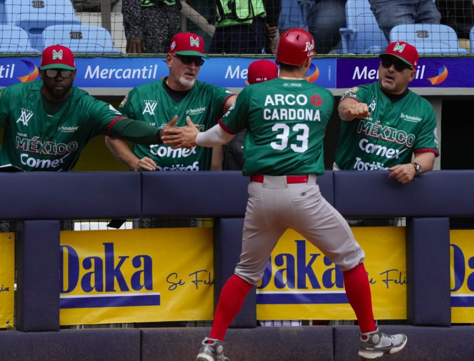 México vence a República Dominicana en su debut en la Serie del Caribe