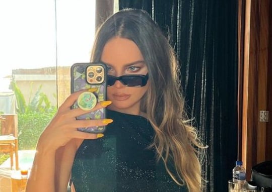 Belinda fascina en redes con su abdomen descubierto