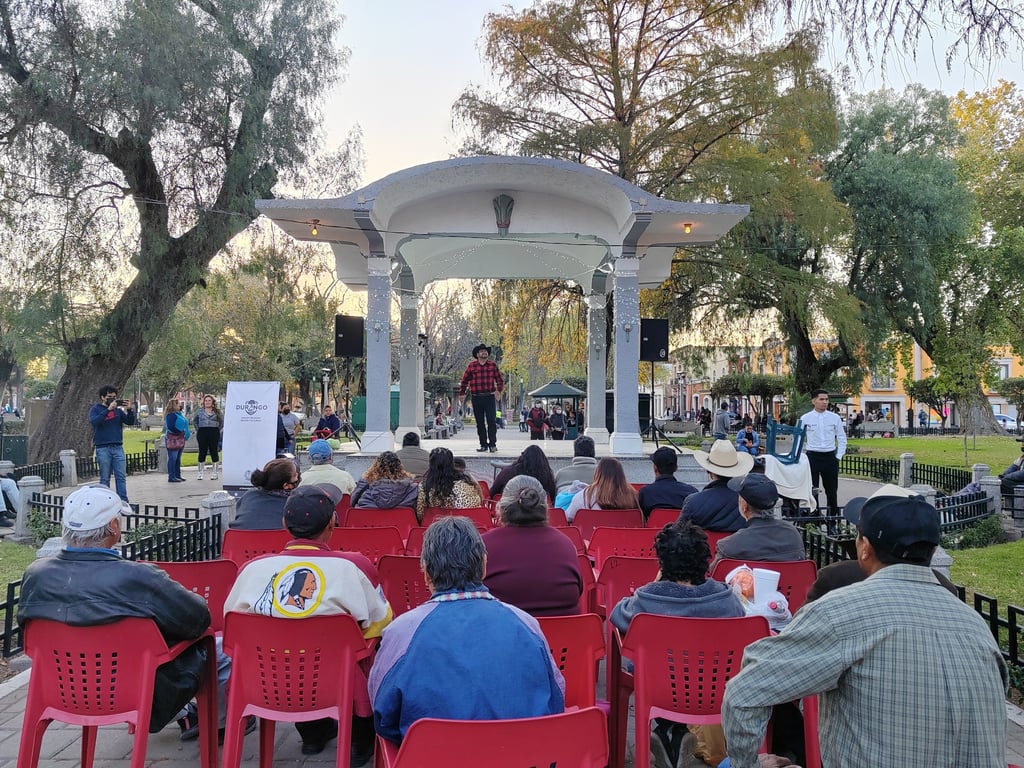 Música y baile en '¡Viva la Plazuela!'