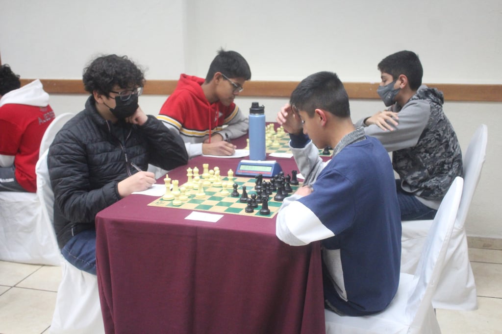 Ajedrecistas buscan el nacional