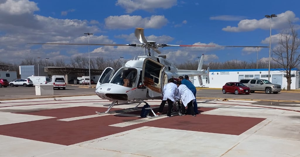 Trasladan vía aérea a mujer picada por alacrán en Pueblo Nuevo