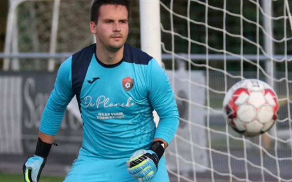 Portero de 25 años murió después de atajar un penalti en Belgica