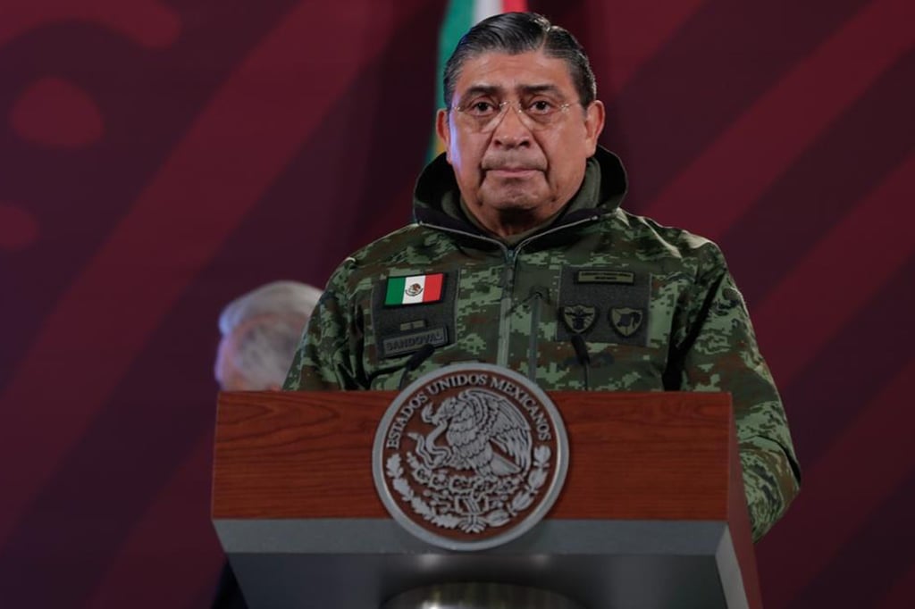 Titular de Sedena asegura que hackeo de Guacamaya Leaks no puso en ...