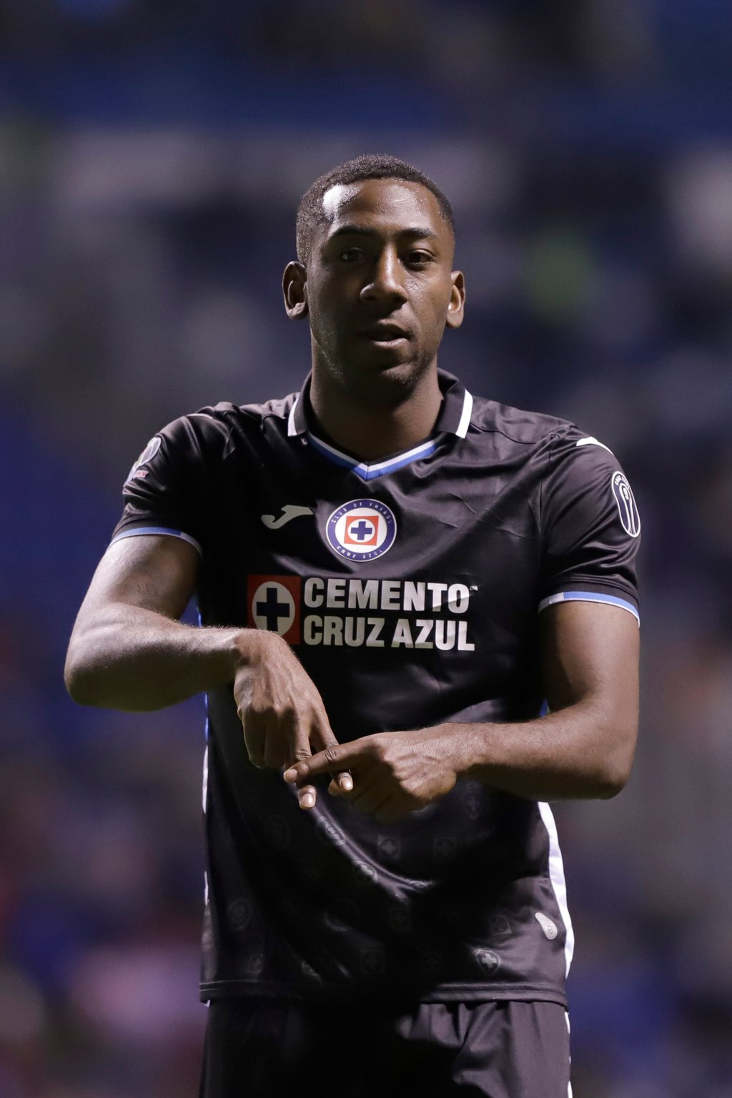 Cruz Azul recibe a los Rojinegros