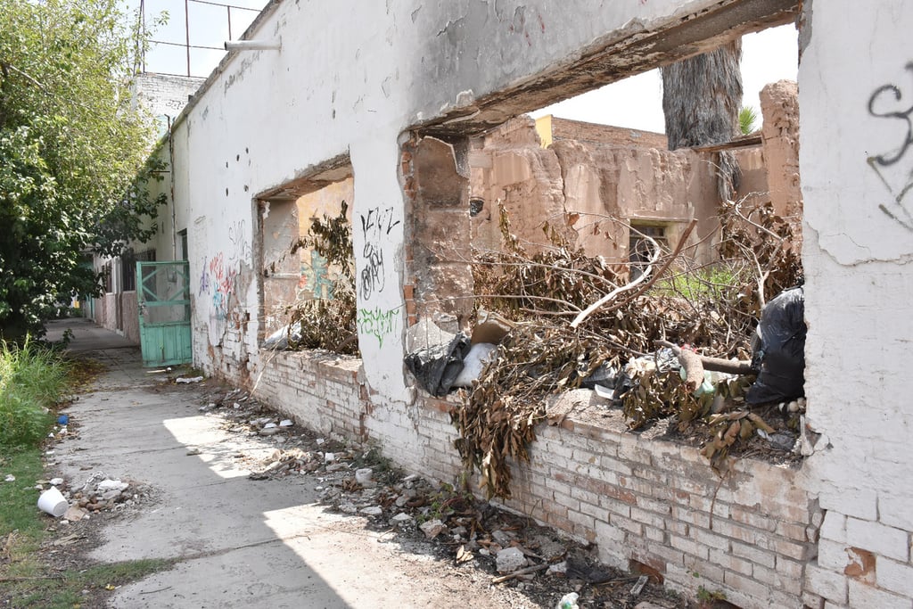 Exigirán a dueños de lotes baldíos bardearlos