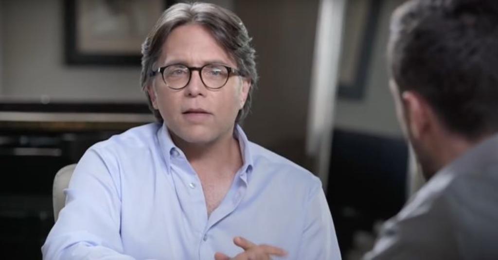 Keith Raniere de la secta NXIVM acusa que dueño de un medio en México quiere matarlo