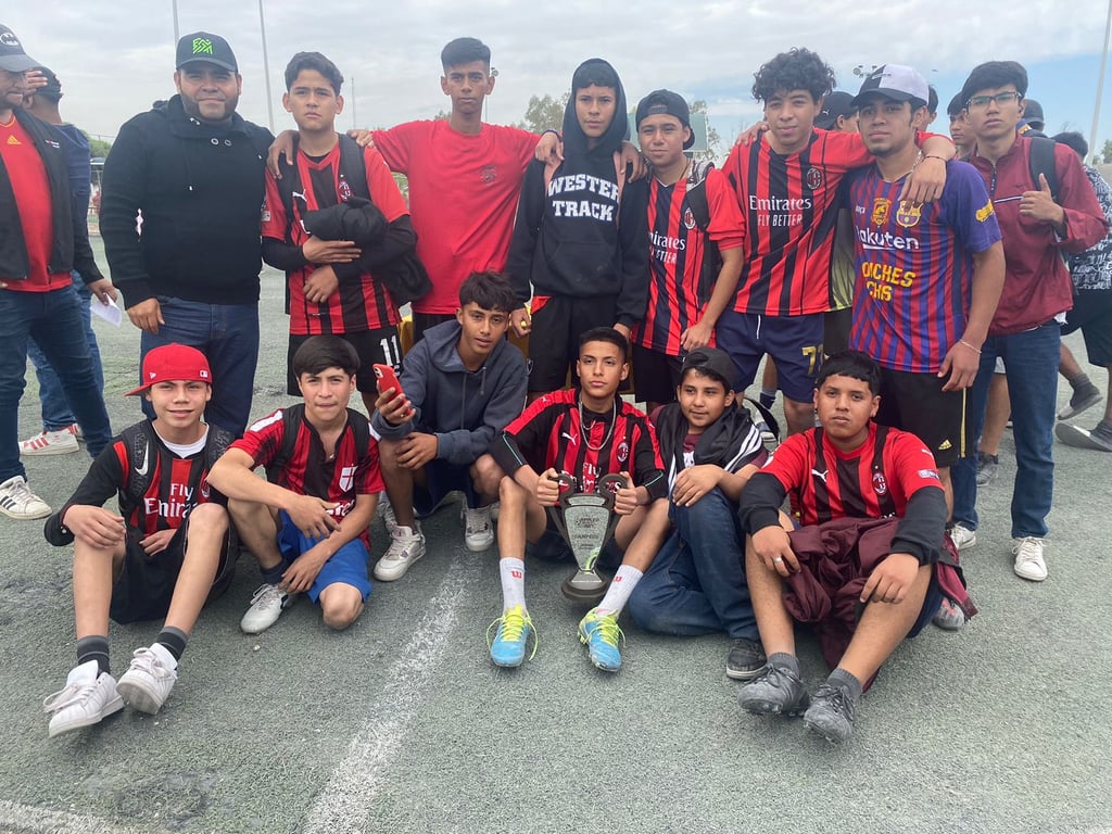 Premian a campeones en Liga Municipal de Fut 7