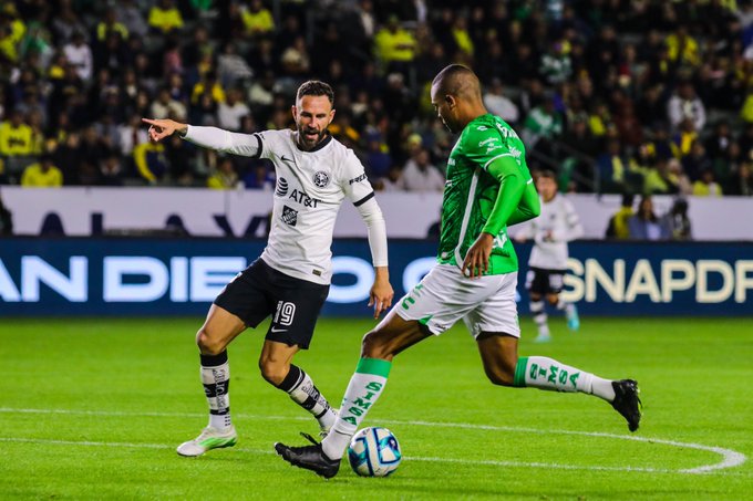 Aburren Santos Laguna y Club América en partido amistoso