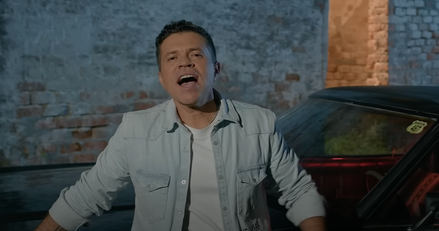 Jorge Medina lanza su nuevo sencillo titulado Aunque me haga daño