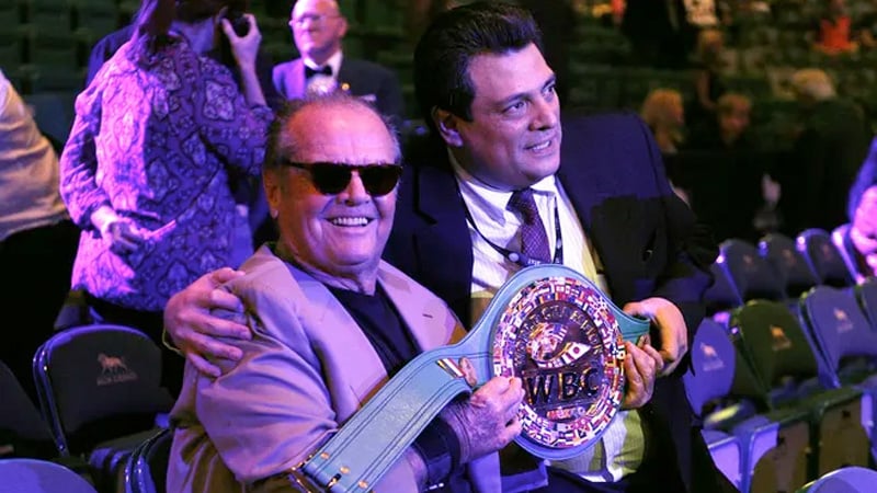El día en que Jack Nicholson fue captado con el cinturón verde y oro del WBC