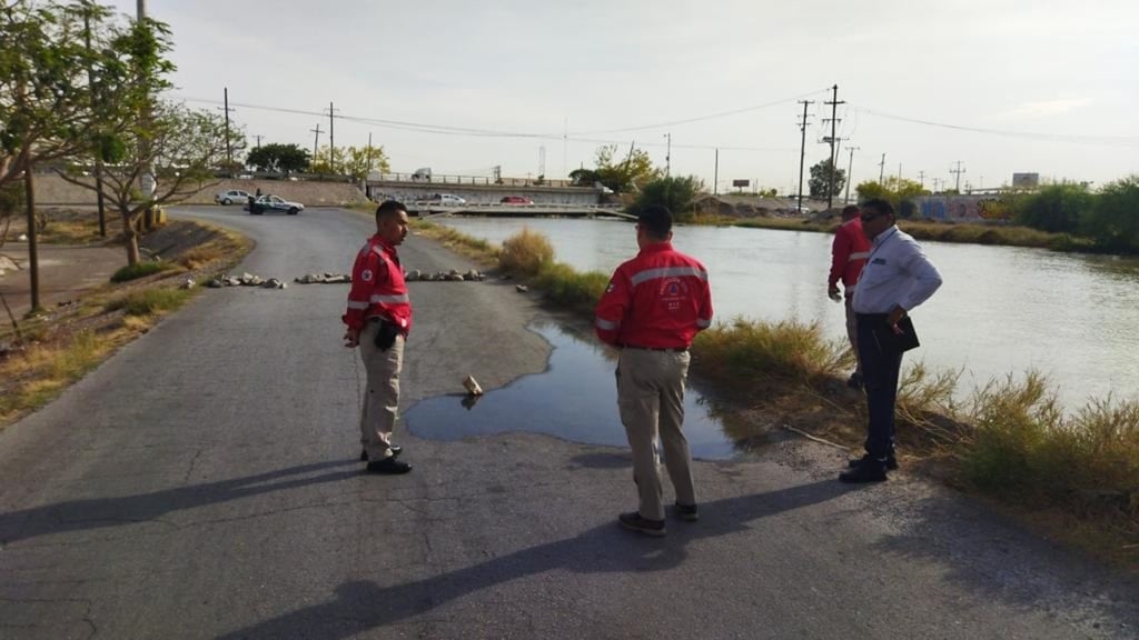 Cierran la circulación de calle Benito Juárez, en Gómez Palacio