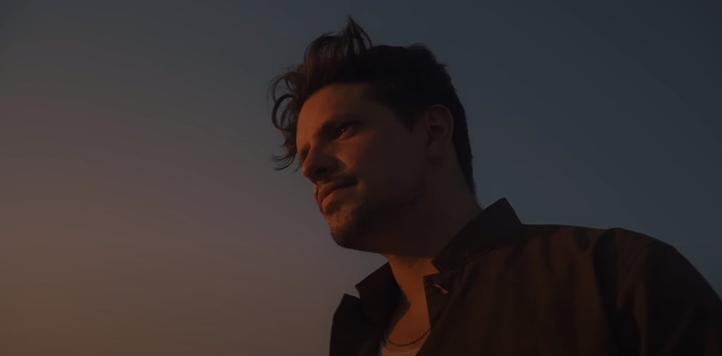 Lasso sorprende a sus fanáticos al lanzar su nuevo sencillo titulado Eva