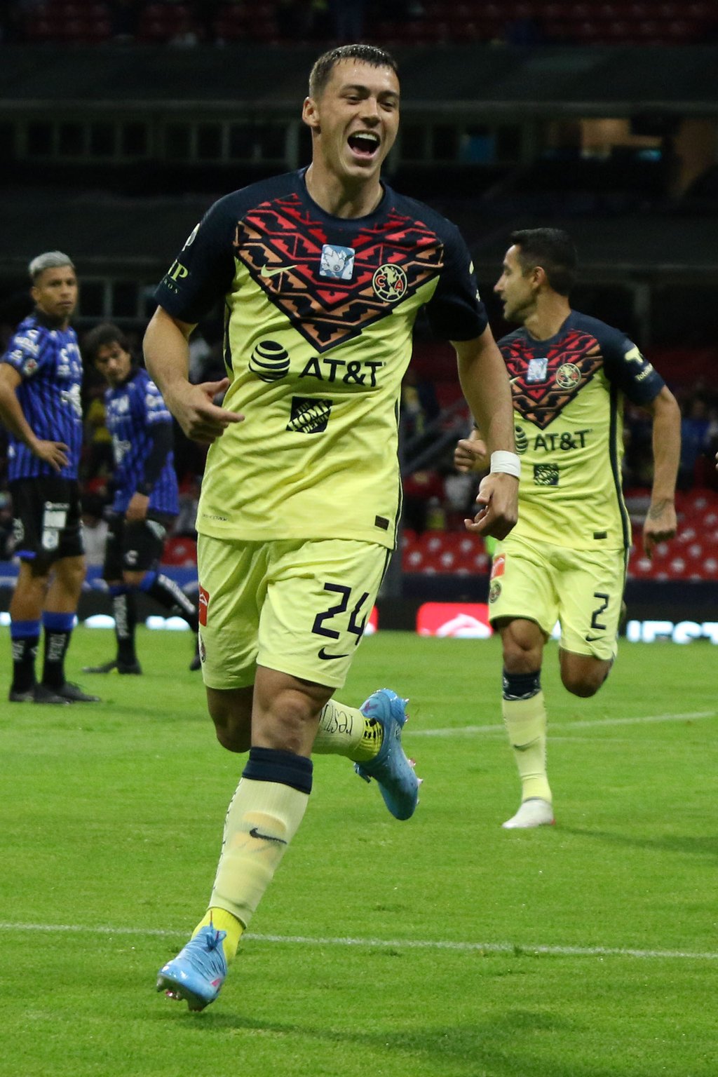 El América lucha por clasificarse