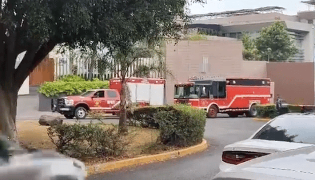 VIDEO: Dos muertos por incendio en Torre High Park de Coyoacán