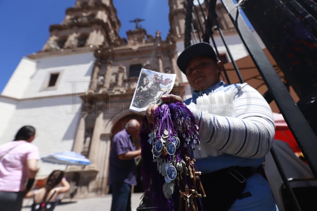 Duranguenses festejan a San Jorge Bendito, el patrono de la ciudad