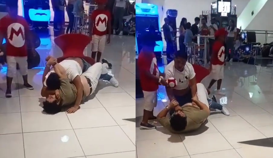 Par de hombres se pelean en el cine por unos sillones giratorios