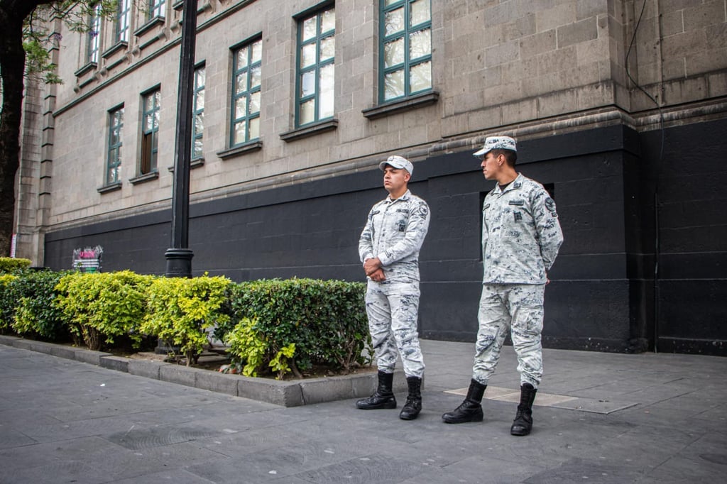 Guardia Nacional llega a inmediaciones de la Suprema Corte para reforzar la seguridad