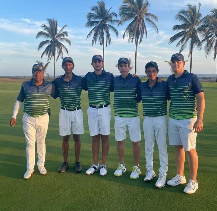 Sobresalen golfistas laguneros en Interzonas