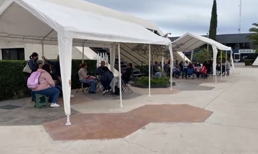 Docentes del sistema Cadi toman las oficinas de la SEED