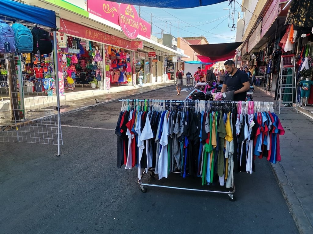 Comerciantes toman calle Patoni por 2 días
