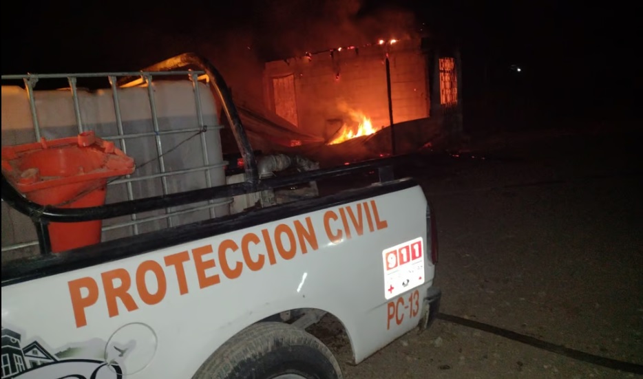 Incendio en domicilio de Lerdo moviliza a los bomberos
