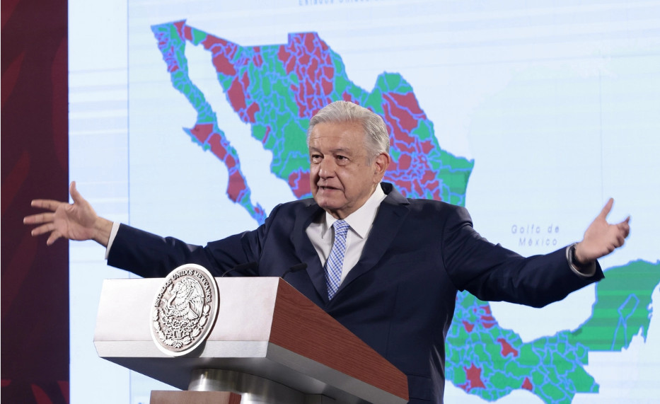 AMLO muestra condiciones del acuífero
