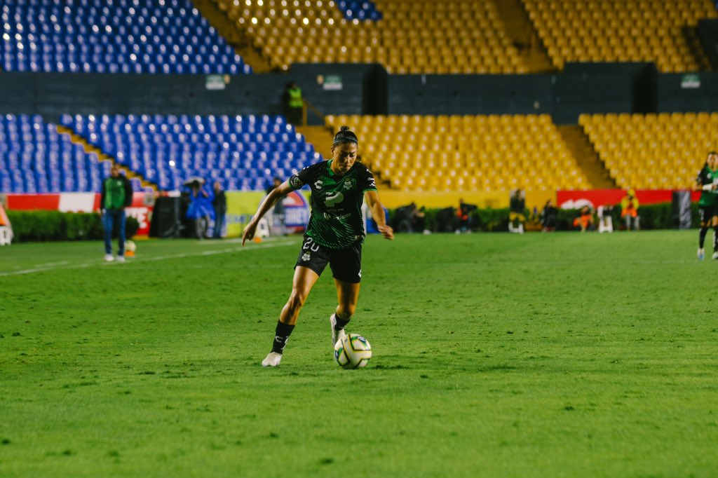 Santos Laguna Femenil golea 9-0 a las Tigres UANL en el Volcán