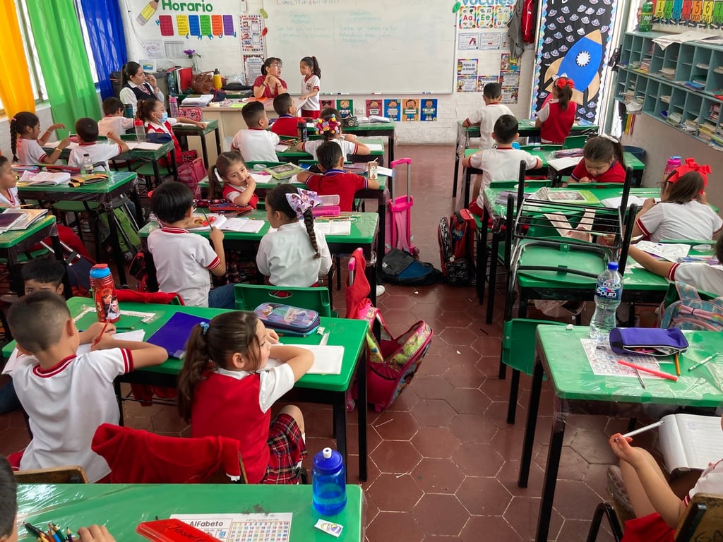 En Durango, 5 mil maestros ganan menos de 16 mil pesos mensuales