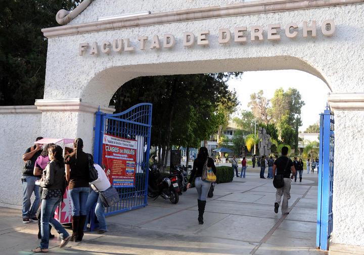 Increpan a presidente de la sociedad de alumnos de la Fader y Cipol