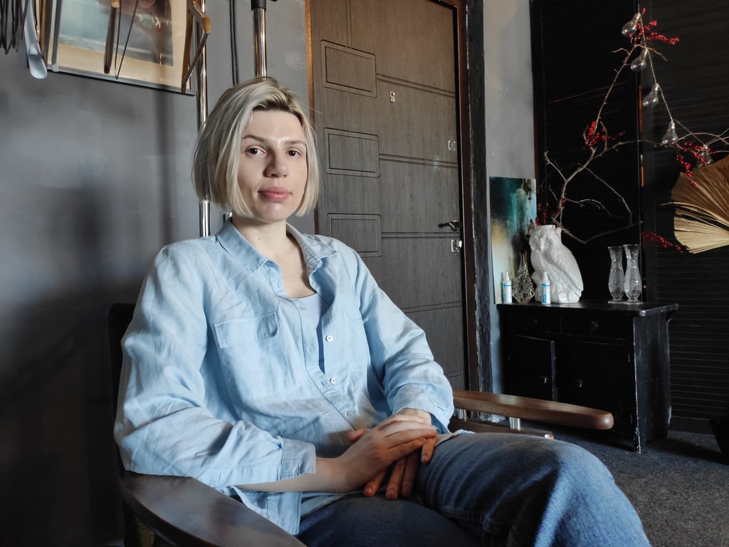 Marta Syrko, la fotógrafa ucraniana que convierte en belleza y respeto los cuerpos mutilados de sus soldados