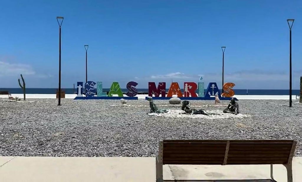 Centro Turístico Islas Marías abre sus puertas al público; AMLO muestra remodelación