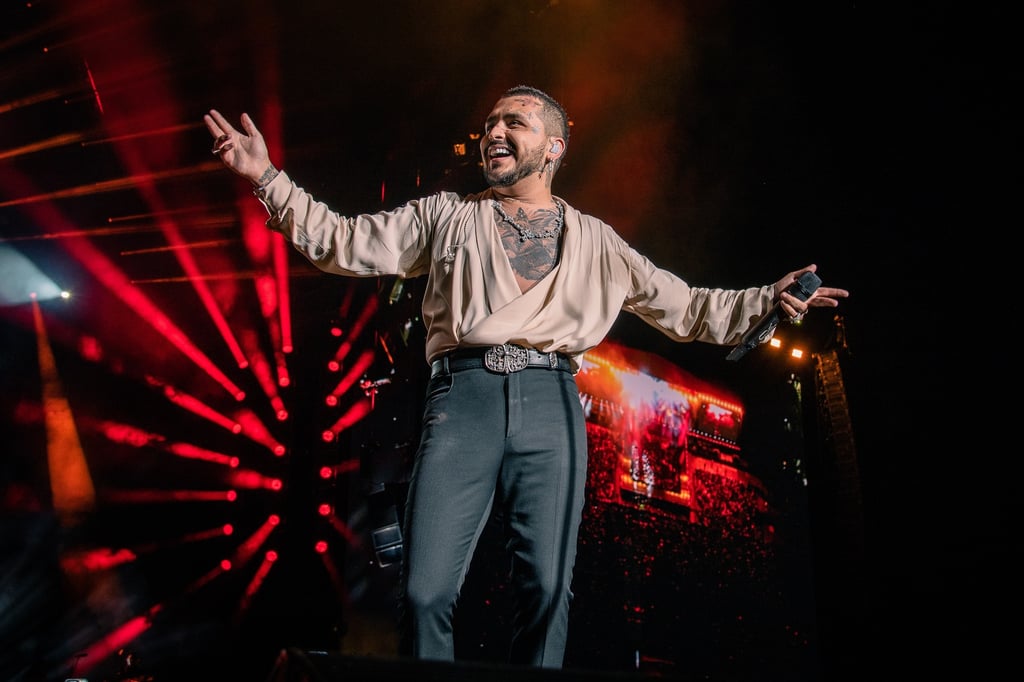 Christian Nodal hace historia al cantar ante 60 mil personas en CDMX