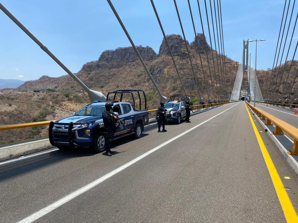Hay vigilancia policiaca en la supercarretera