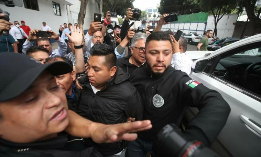 VIDEO: Le dan un golpe a hombre que arrojó a perro en aceite hirviendo