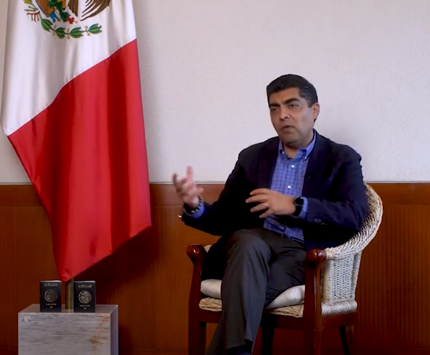 Otra renuncia en SRE; Carlos Candelaria se suma a proyecto de Ebrard para 2024